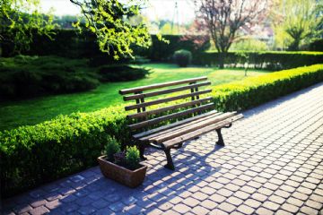 avviso pubblico 
di ricerca sponsor per l’allestimento e/o la manutenzione e gestione delle aree a verde pubblico poste nel territorio comunale 
